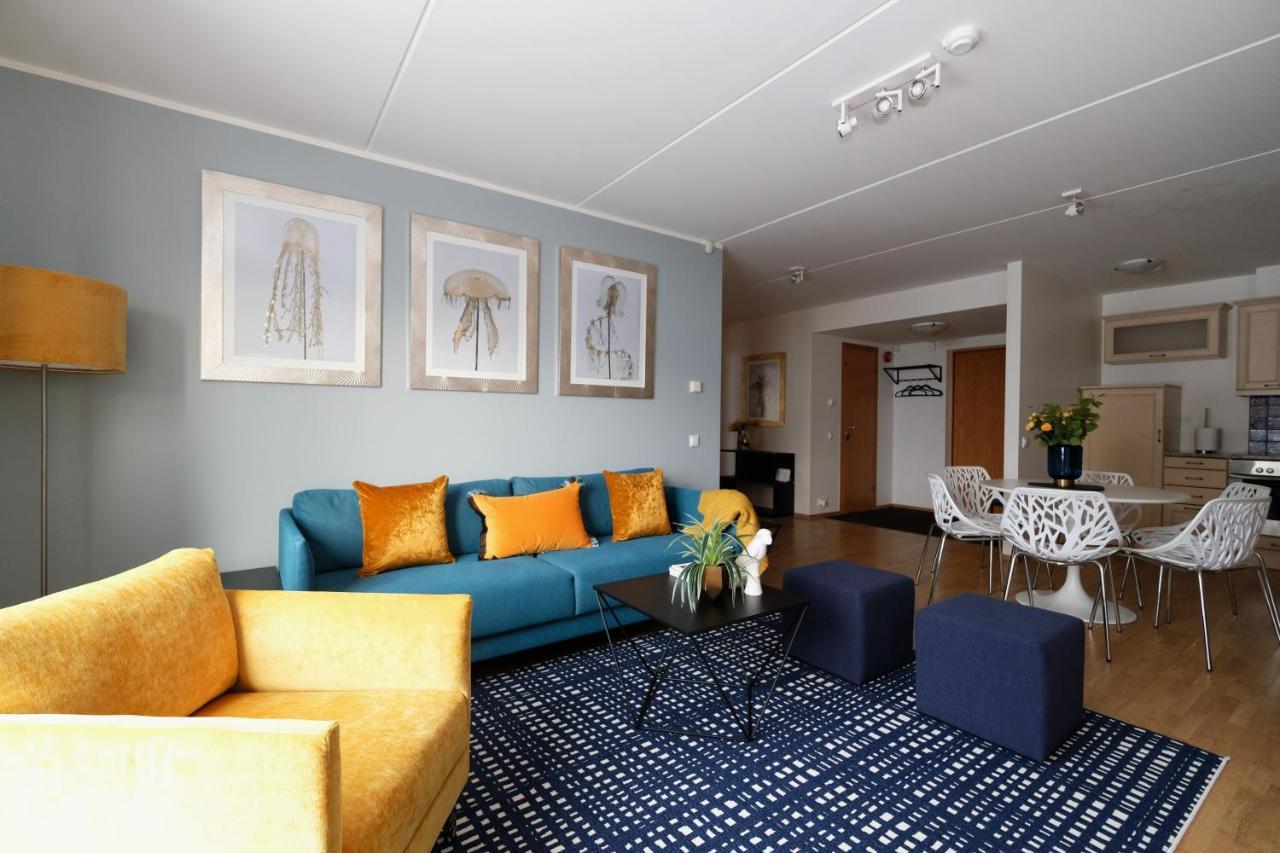 Tallinn City Apartments Roosikrantsi Exterior photo