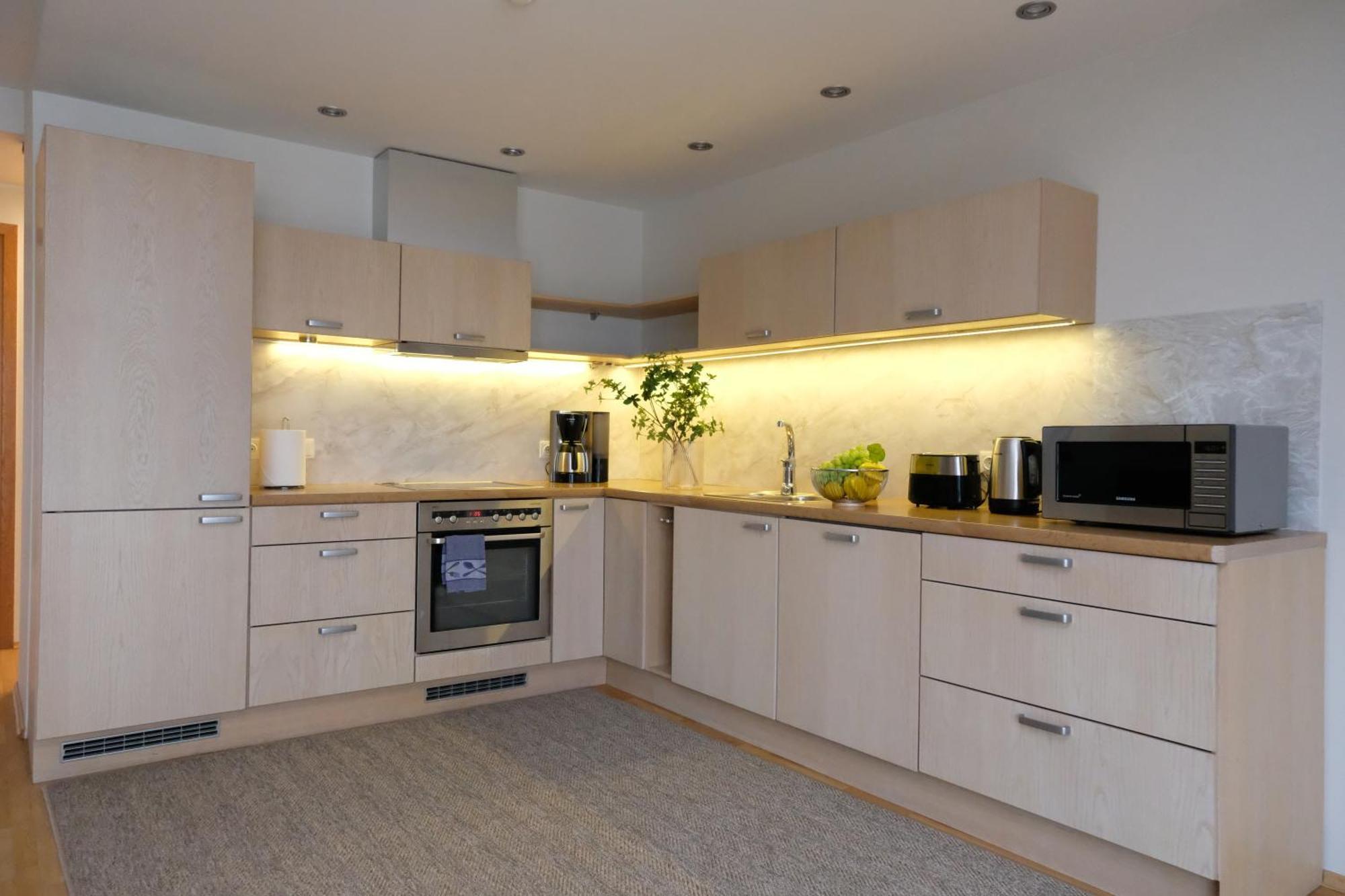 Tallinn City Apartments Roosikrantsi Exterior photo